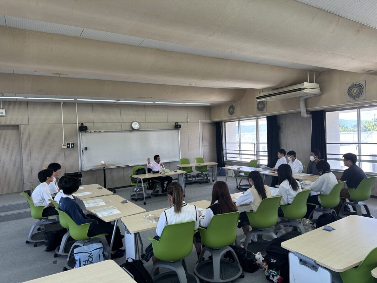 座談会