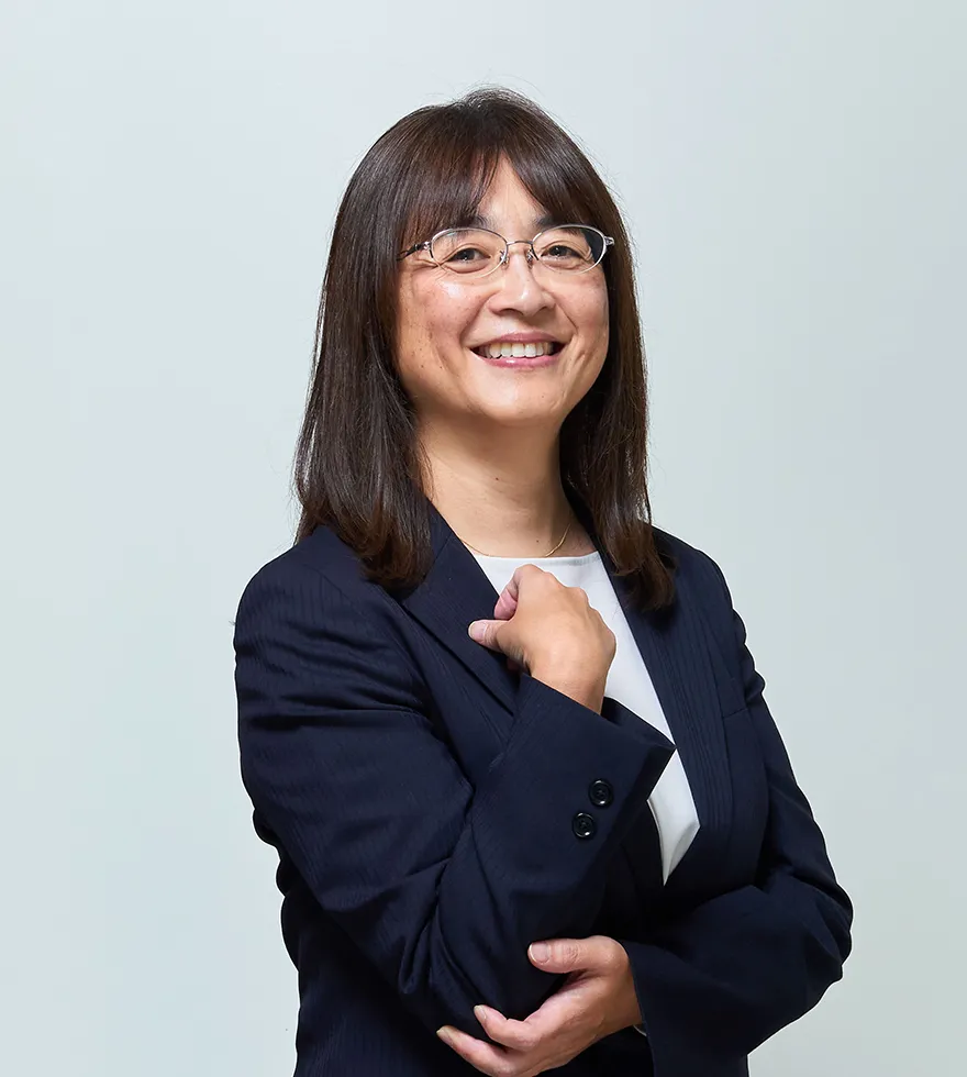加藤　綾子